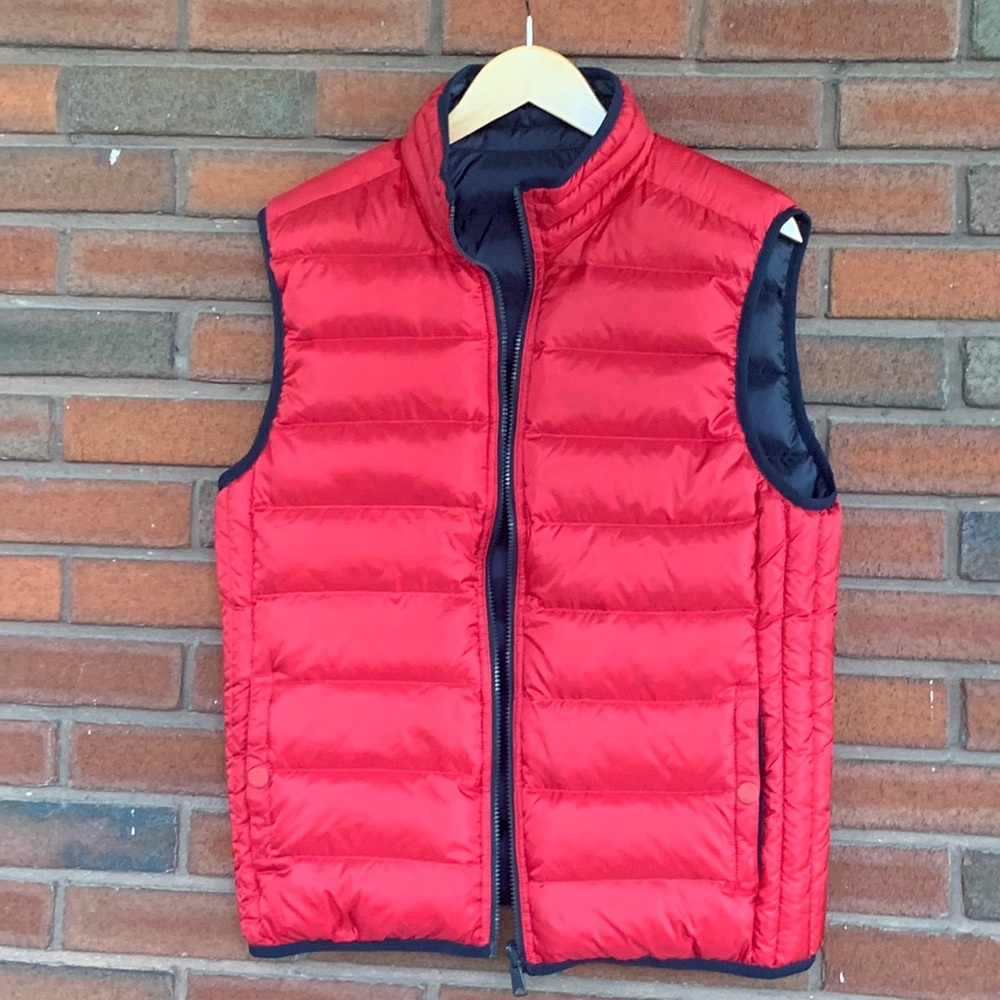 Mens medium reversible Tommy Hilfiger down vest